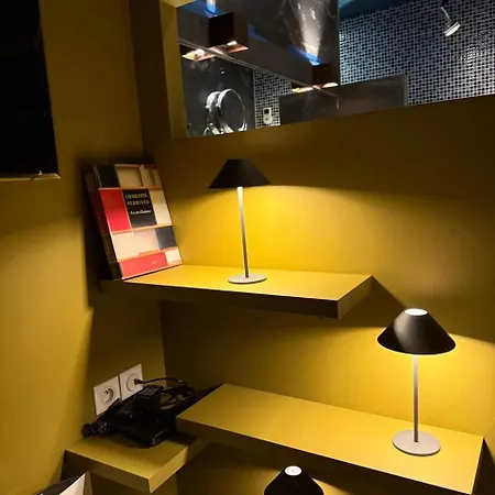 Loft Vinaigriers République Apartamento *