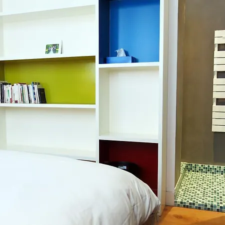Loft Vinaigriers Republique דירה